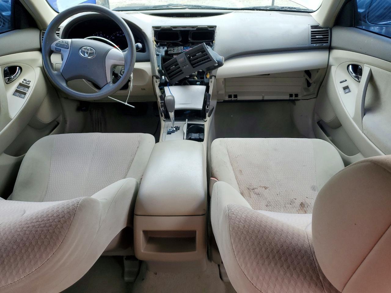 2011 TOYOTA CAMRY