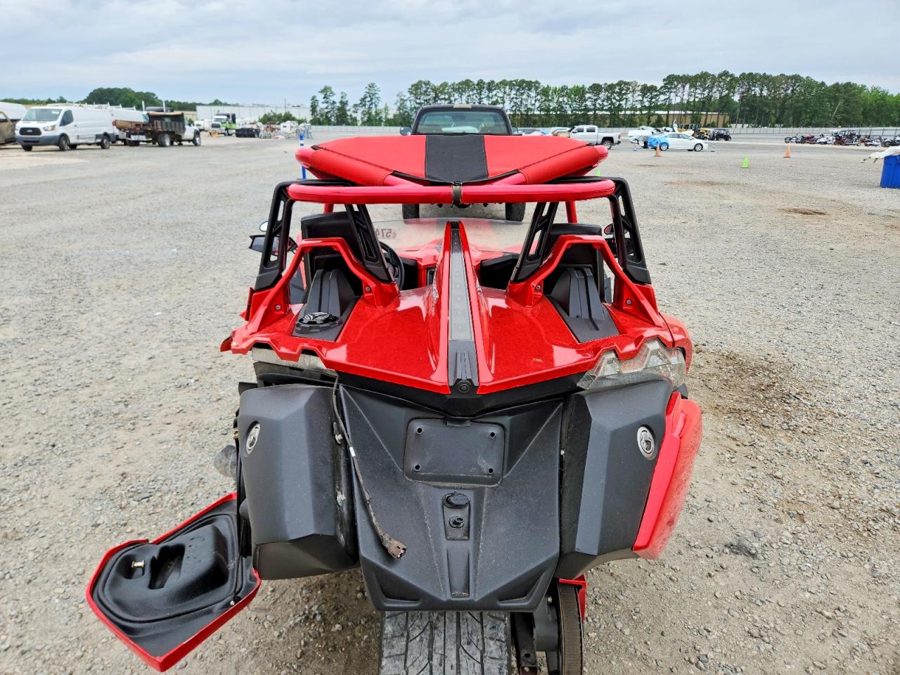 2015 POLARIS SLINGSHOT