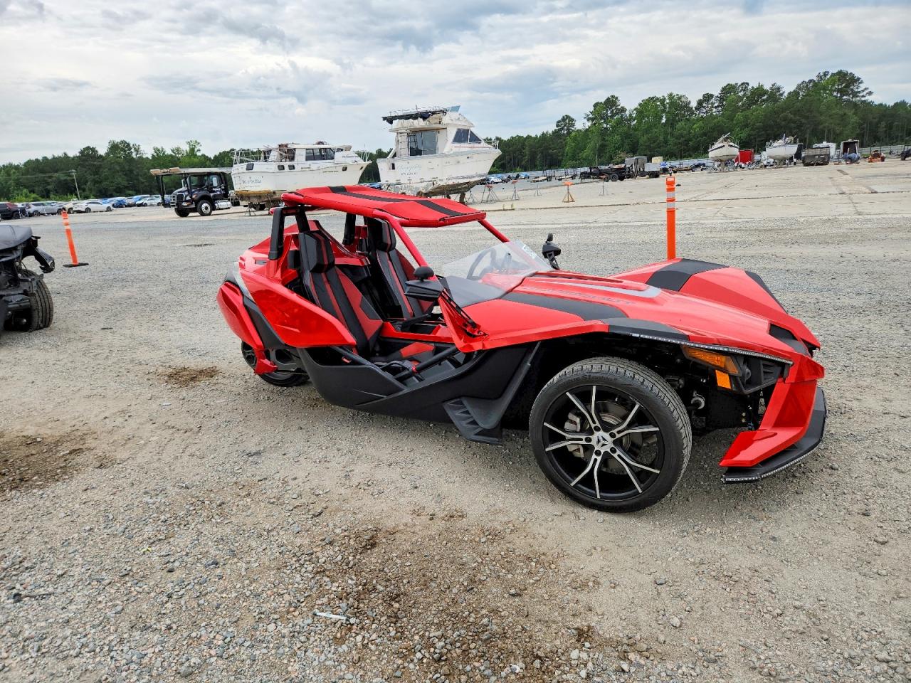 2015 POLARIS SLINGSHOT