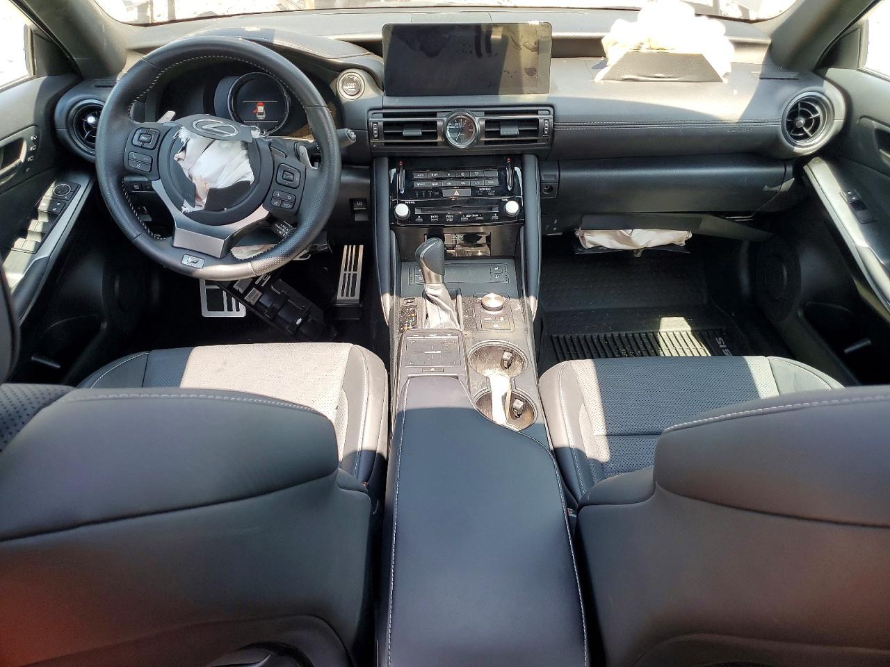 2024 LEXUS IS