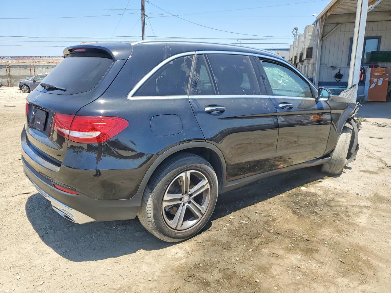 2017 MERCEDES-BENZ GLC-CLASS