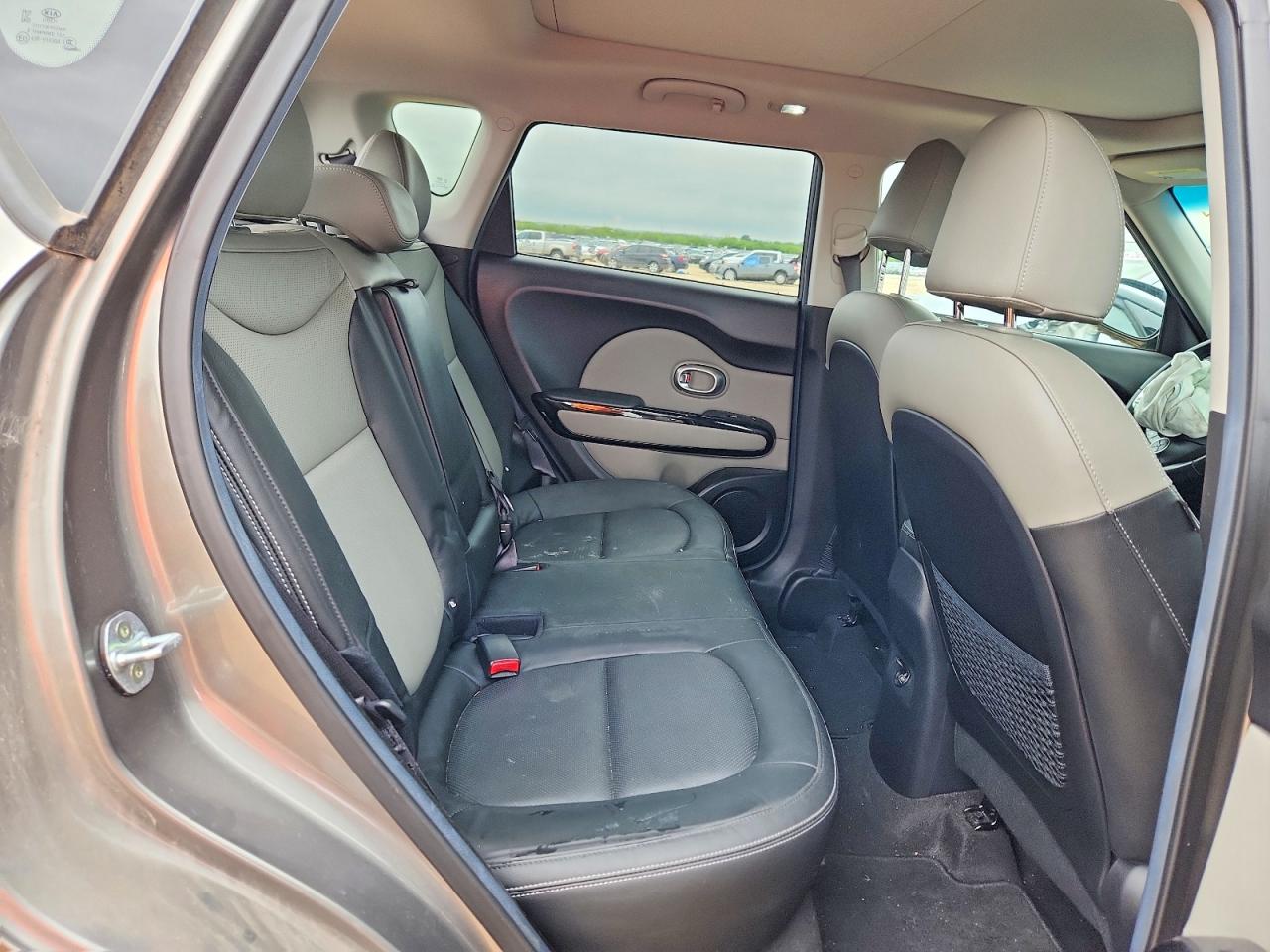 2017 KIA SOUL