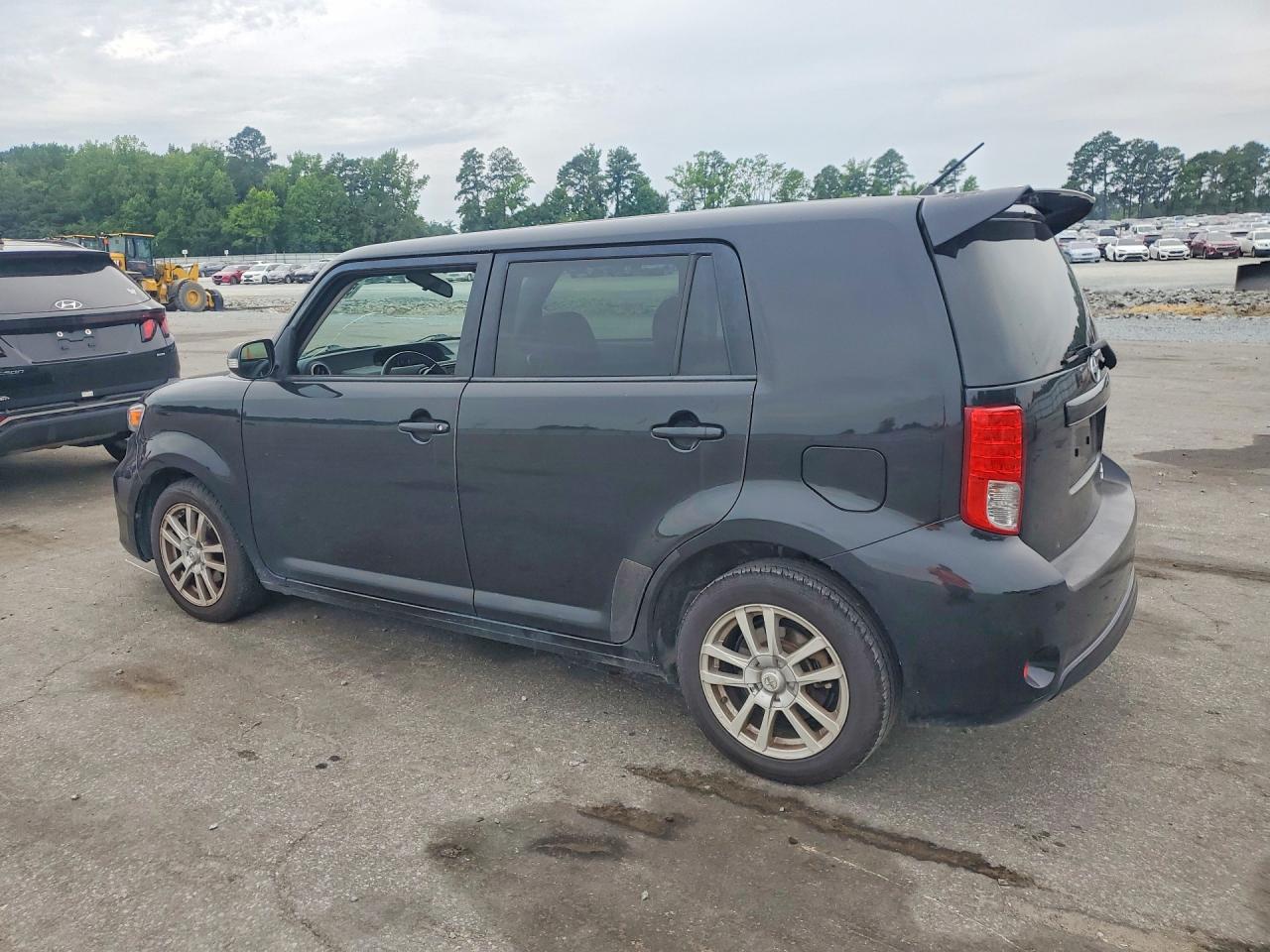 2013 SCION XB