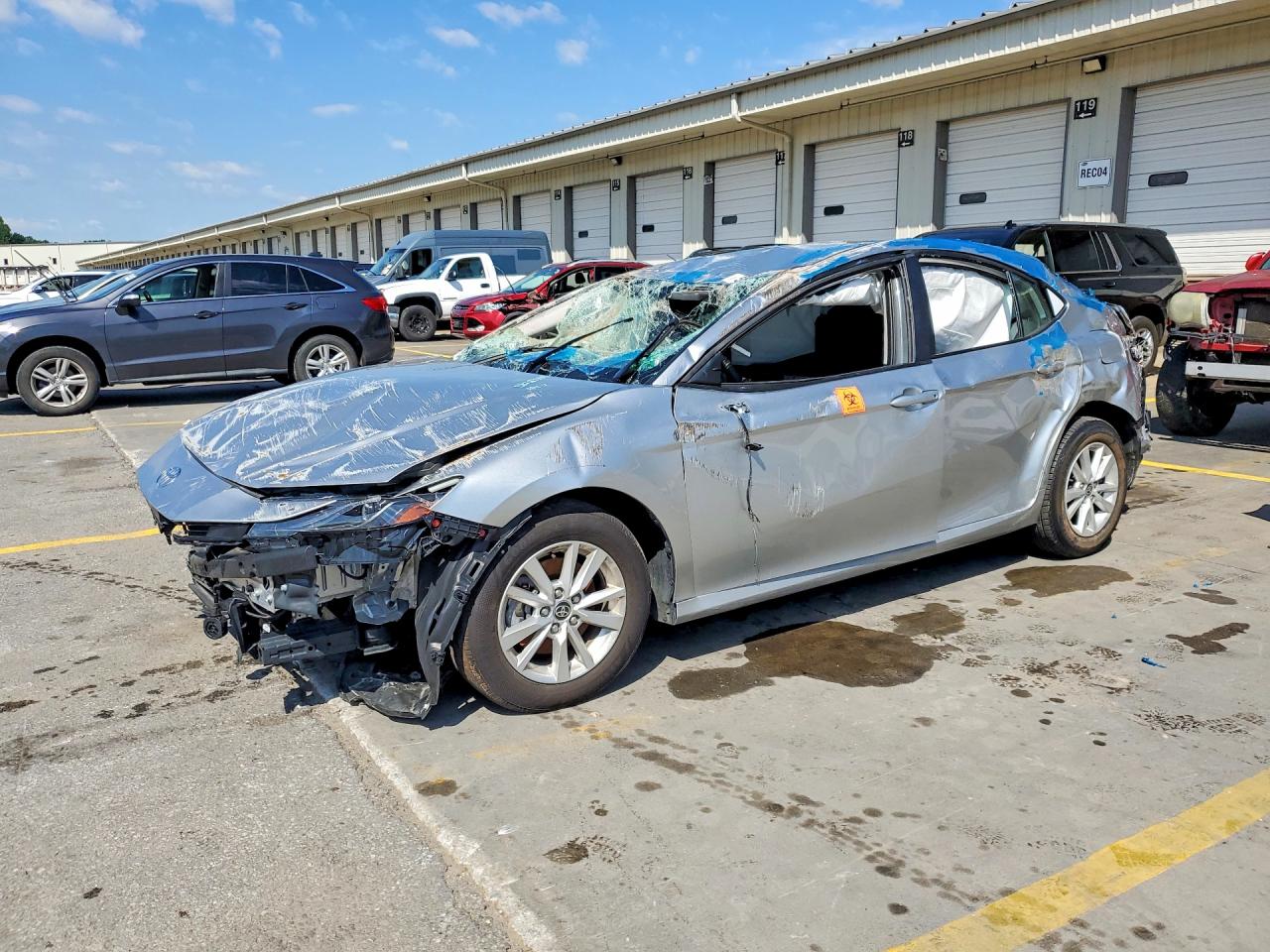 2025 TOYOTA CAMRY