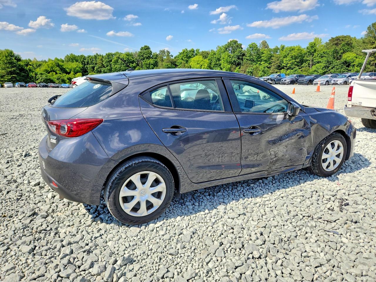 2016 MAZDA 3