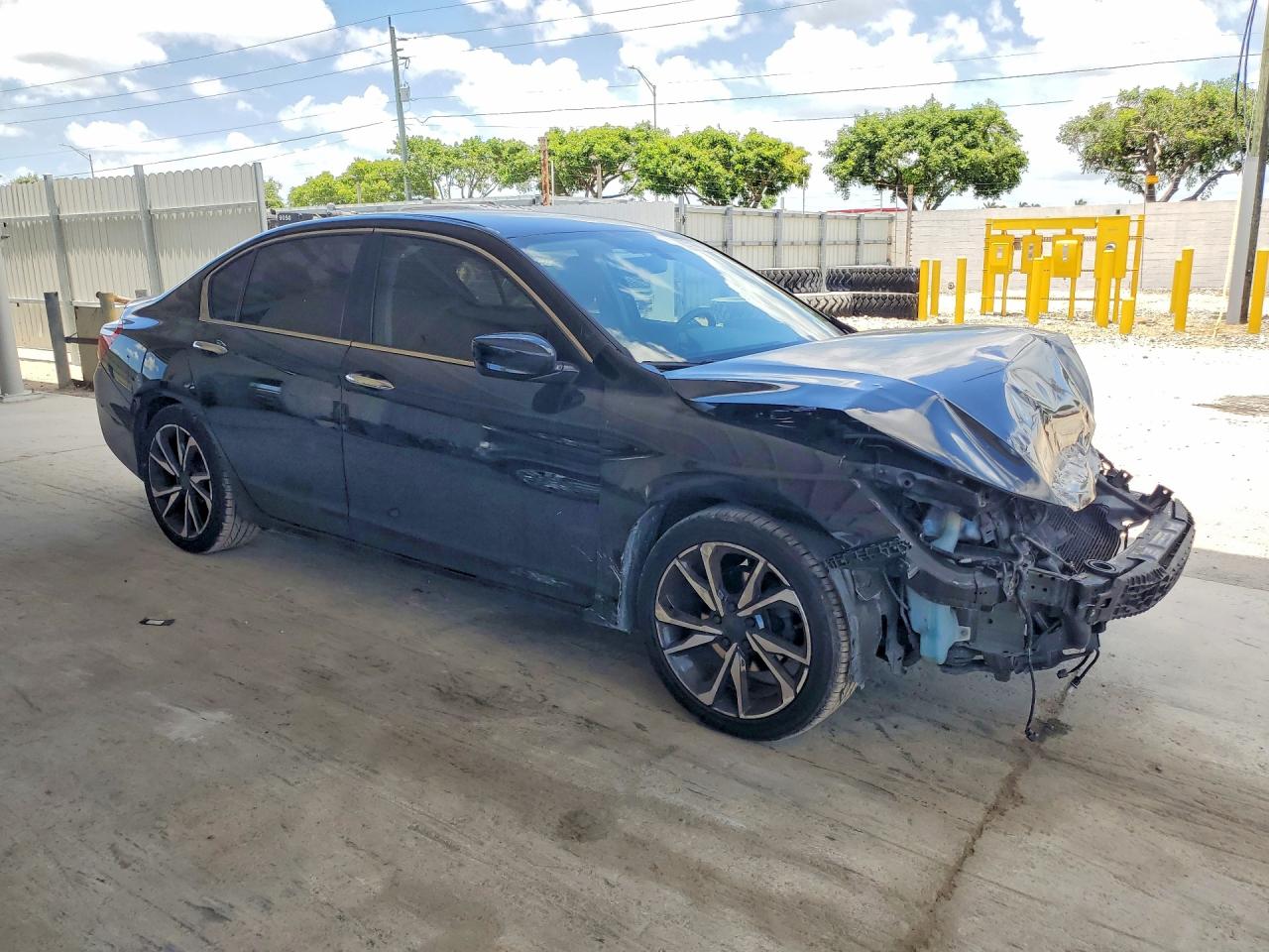 2015 HONDA ACCORD