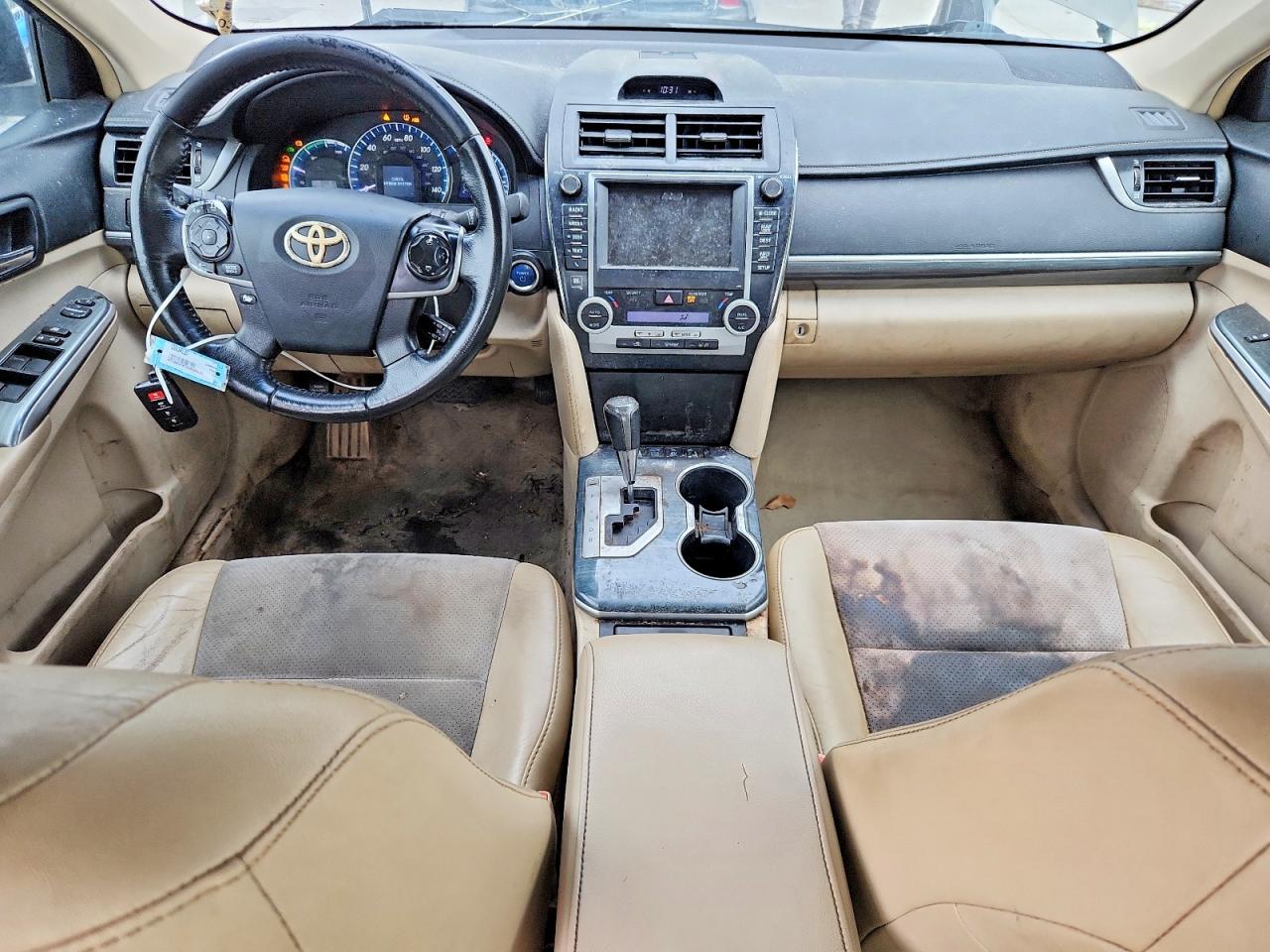 2012 TOYOTA CAMRY SOLA