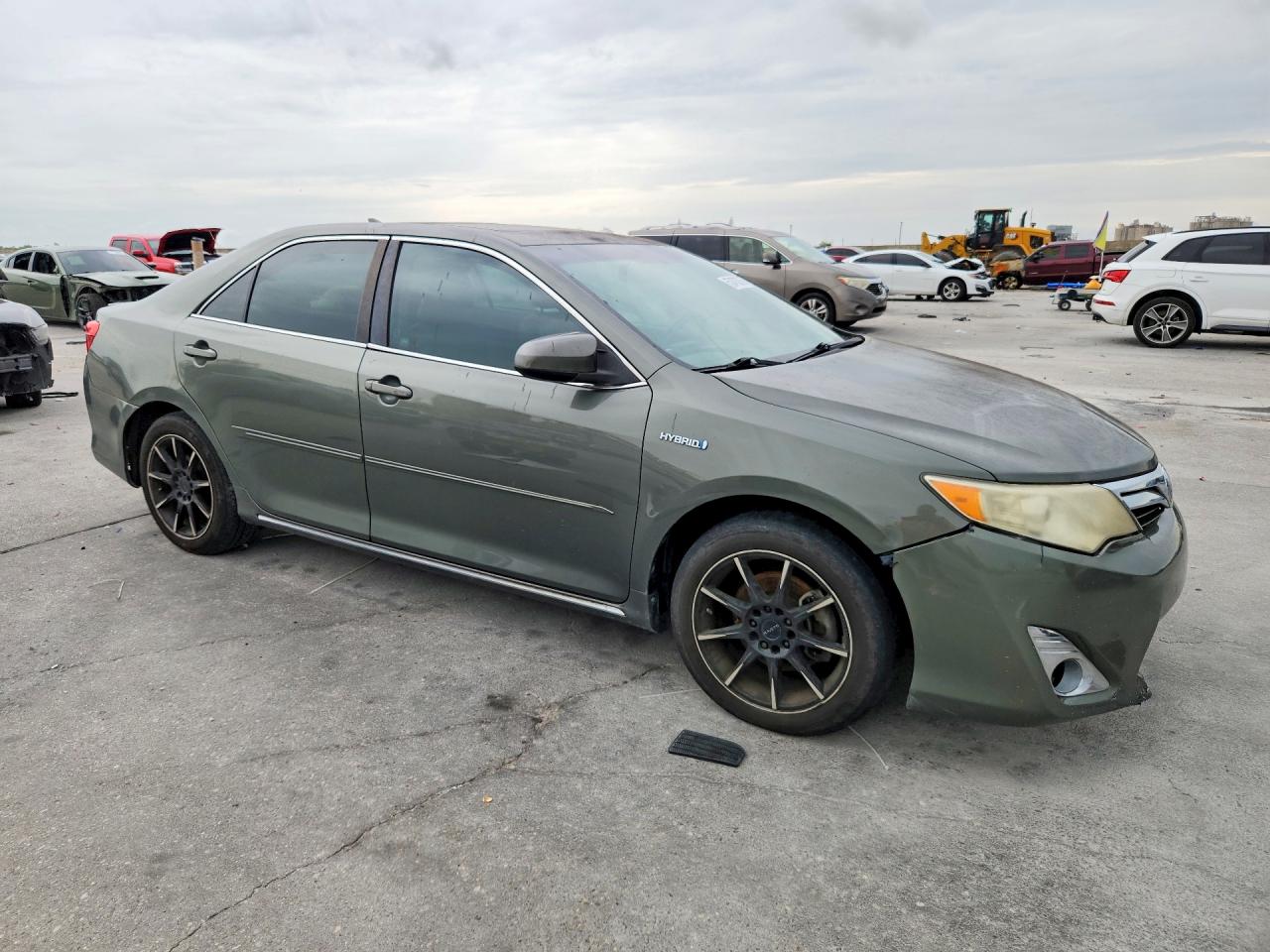 2012 TOYOTA CAMRY SOLA