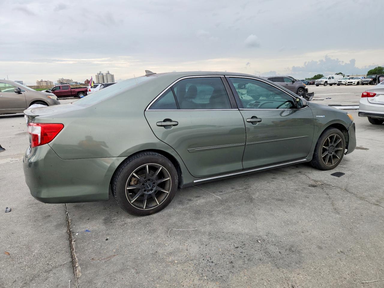2012 TOYOTA CAMRY SOLA