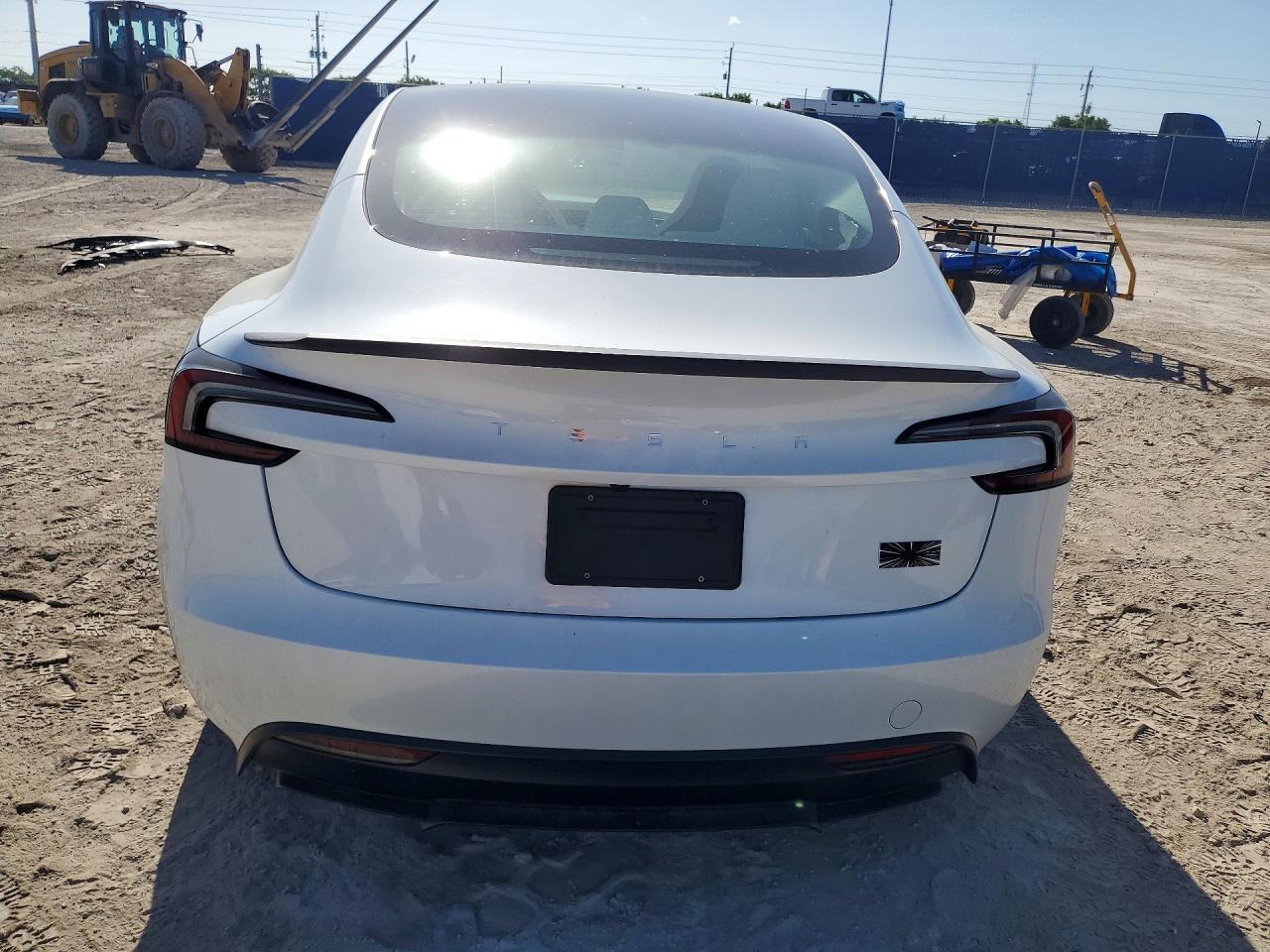 2024 TESLA MODEL 3