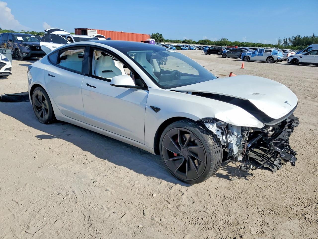 2024 TESLA MODEL 3