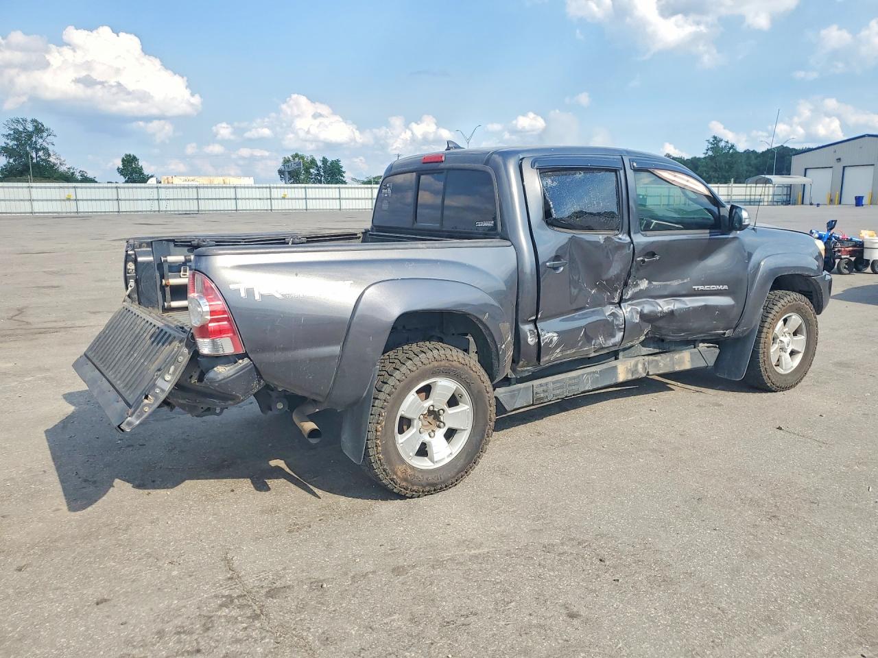 2014 TOYOTA TACOMA