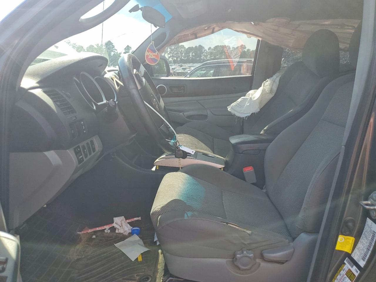 2014 TOYOTA TACOMA