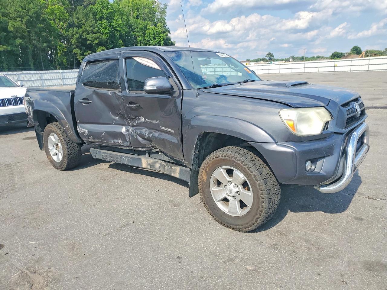 2014 TOYOTA TACOMA