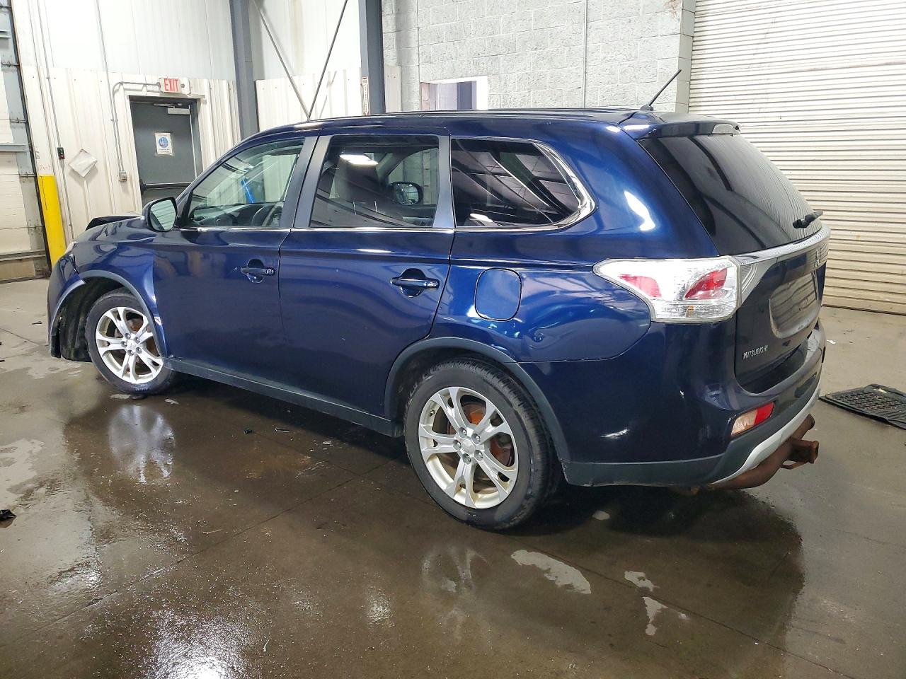 2015 MITSUBISHI OUTLANDER