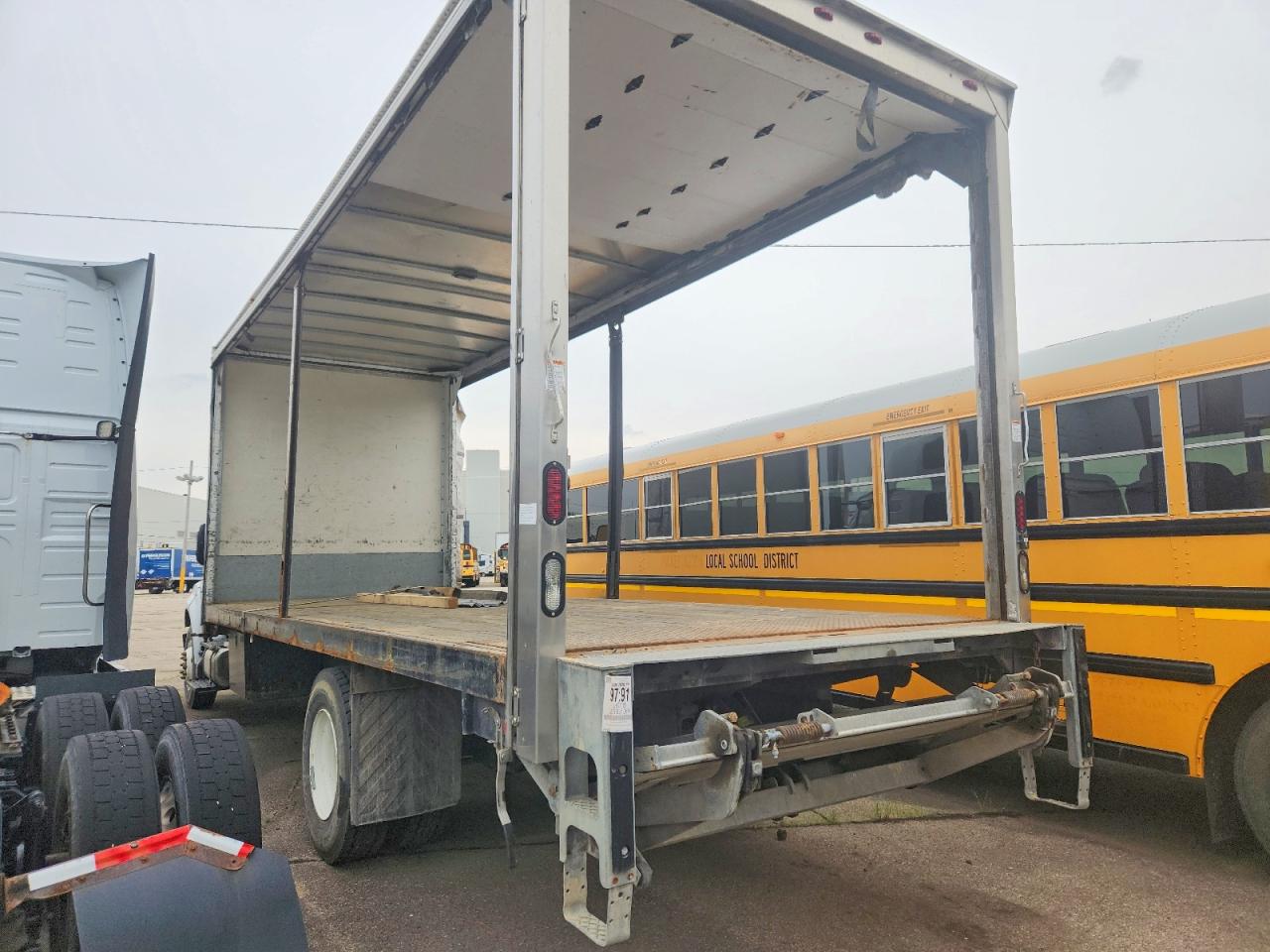 2018 FORD F750