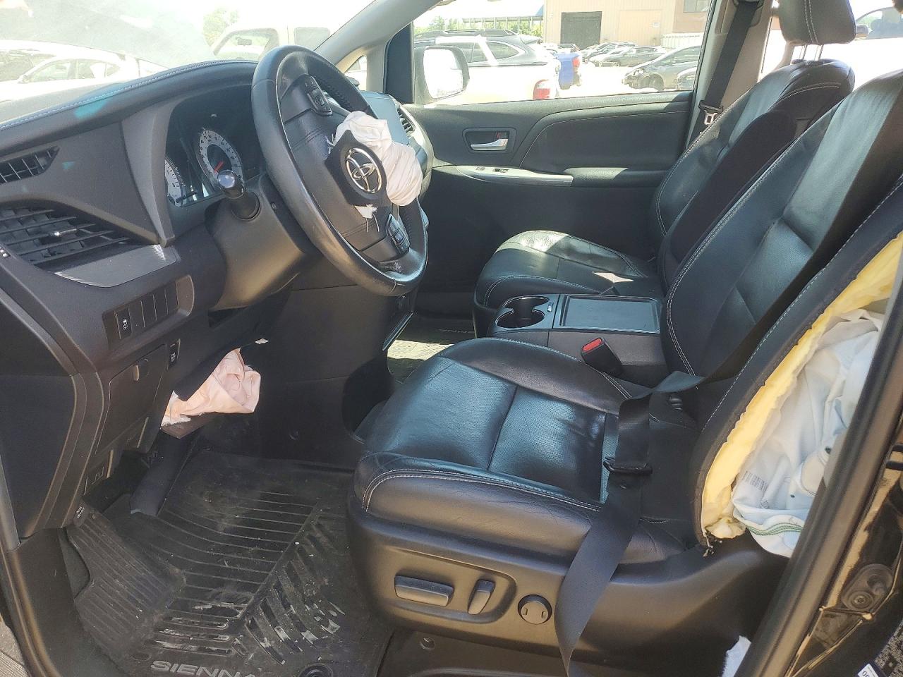 2017 TOYOTA SIENNA