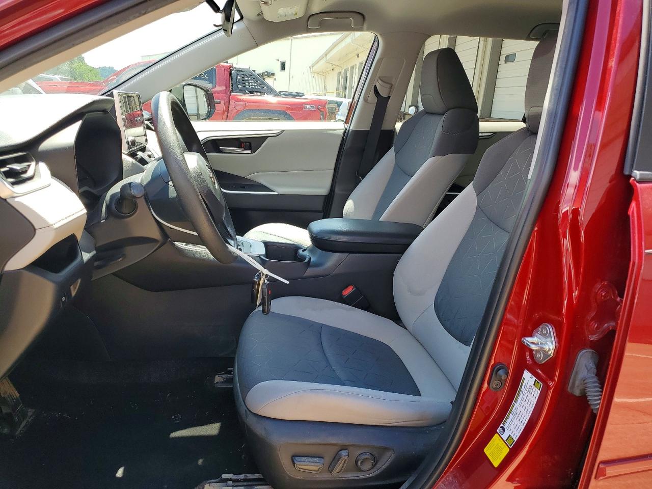 2023 TOYOTA RAV4