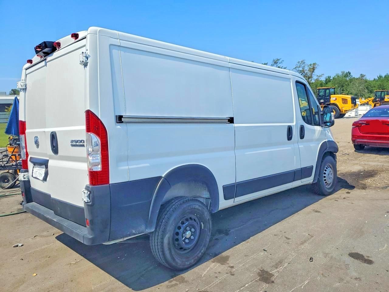 2025 RAM PROMASTER