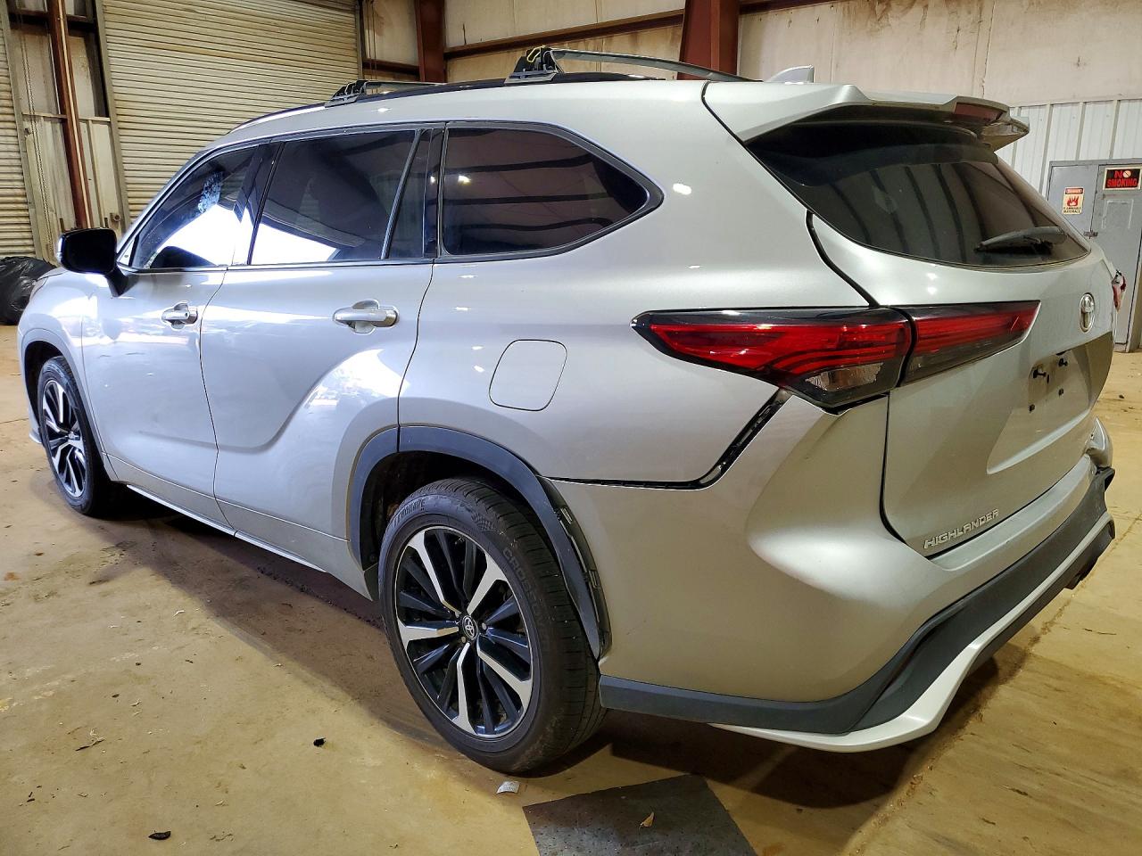 2021 TOYOTA HIGHLANDER