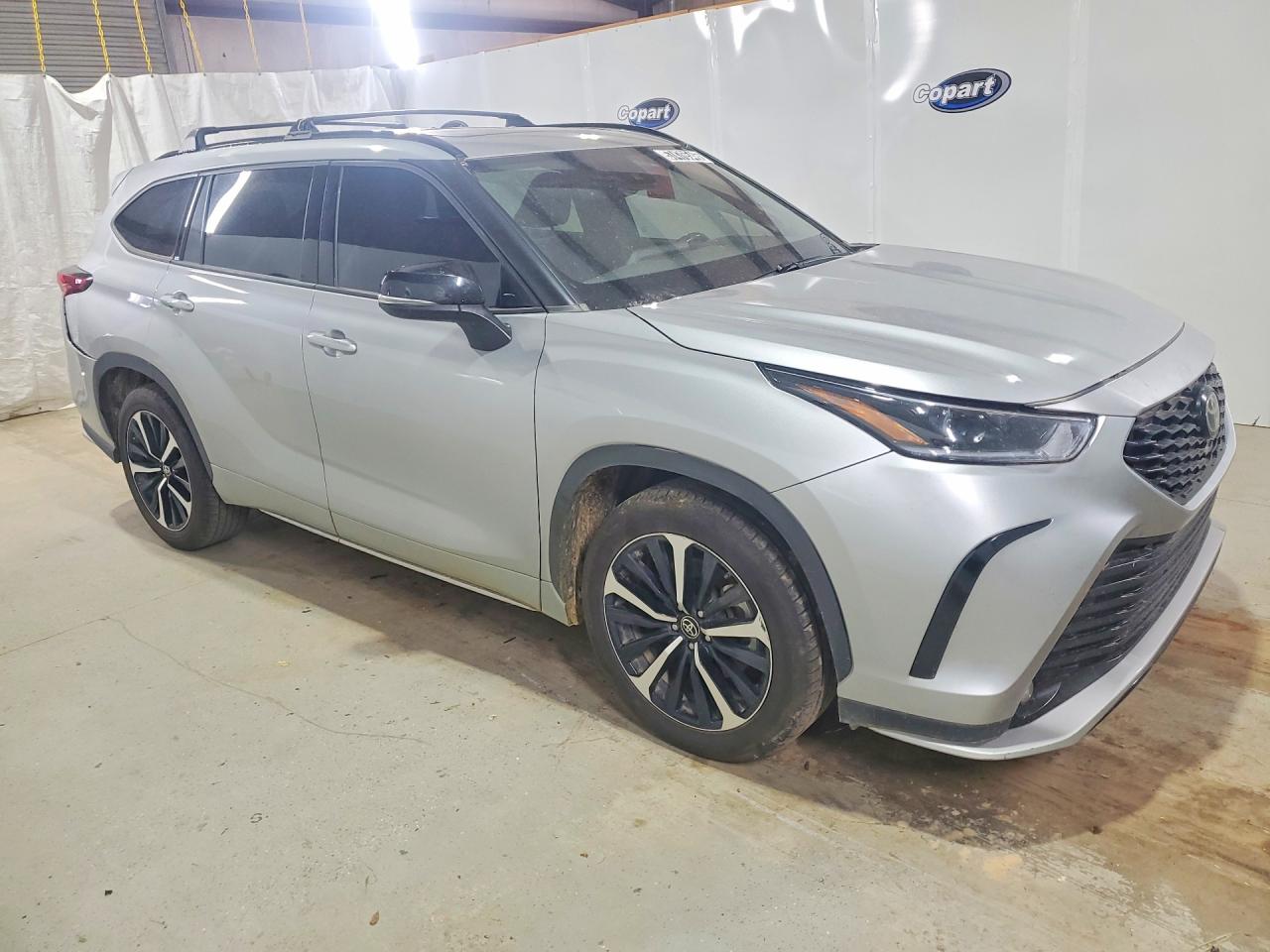 2021 TOYOTA HIGHLANDER