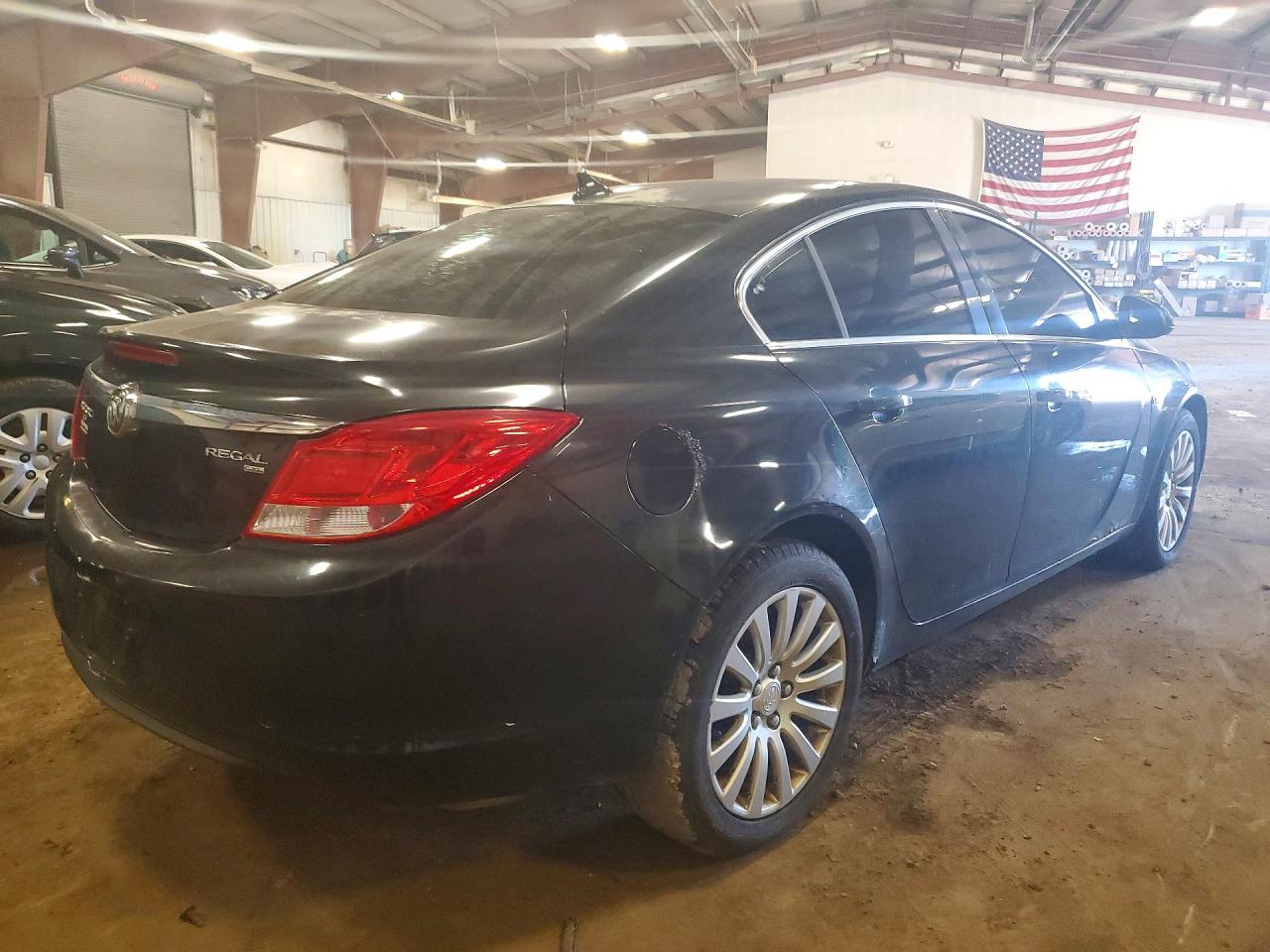 2011 BUICK REGAL