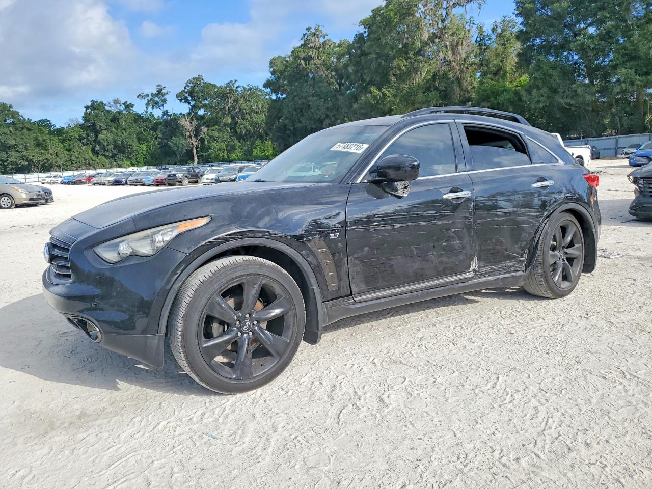 2016 INFINITI QX70