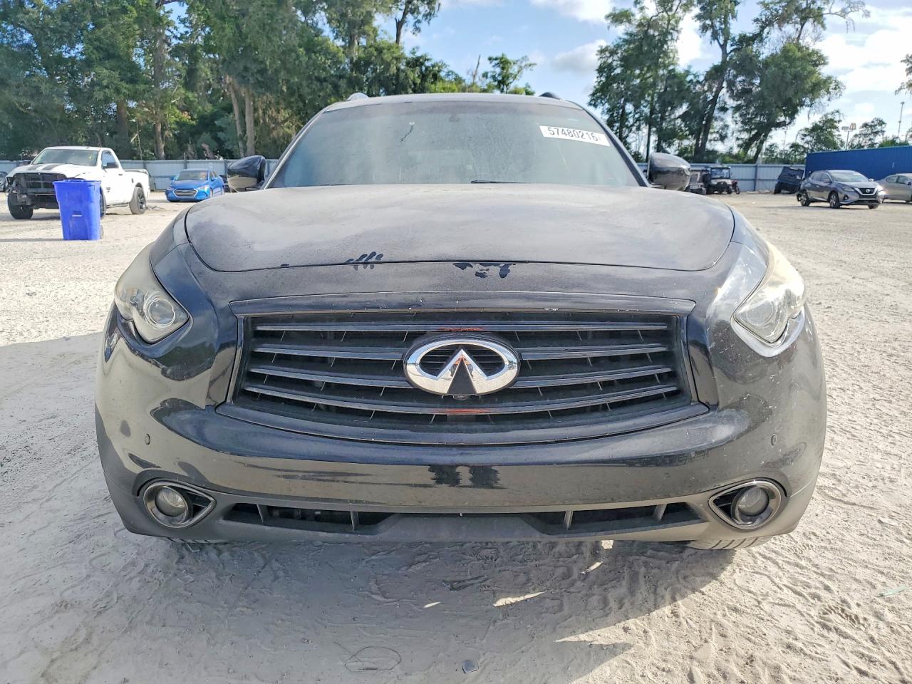 2016 INFINITI QX70