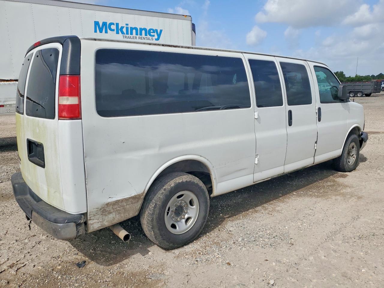 2016 CHEVROLET EXPRESS