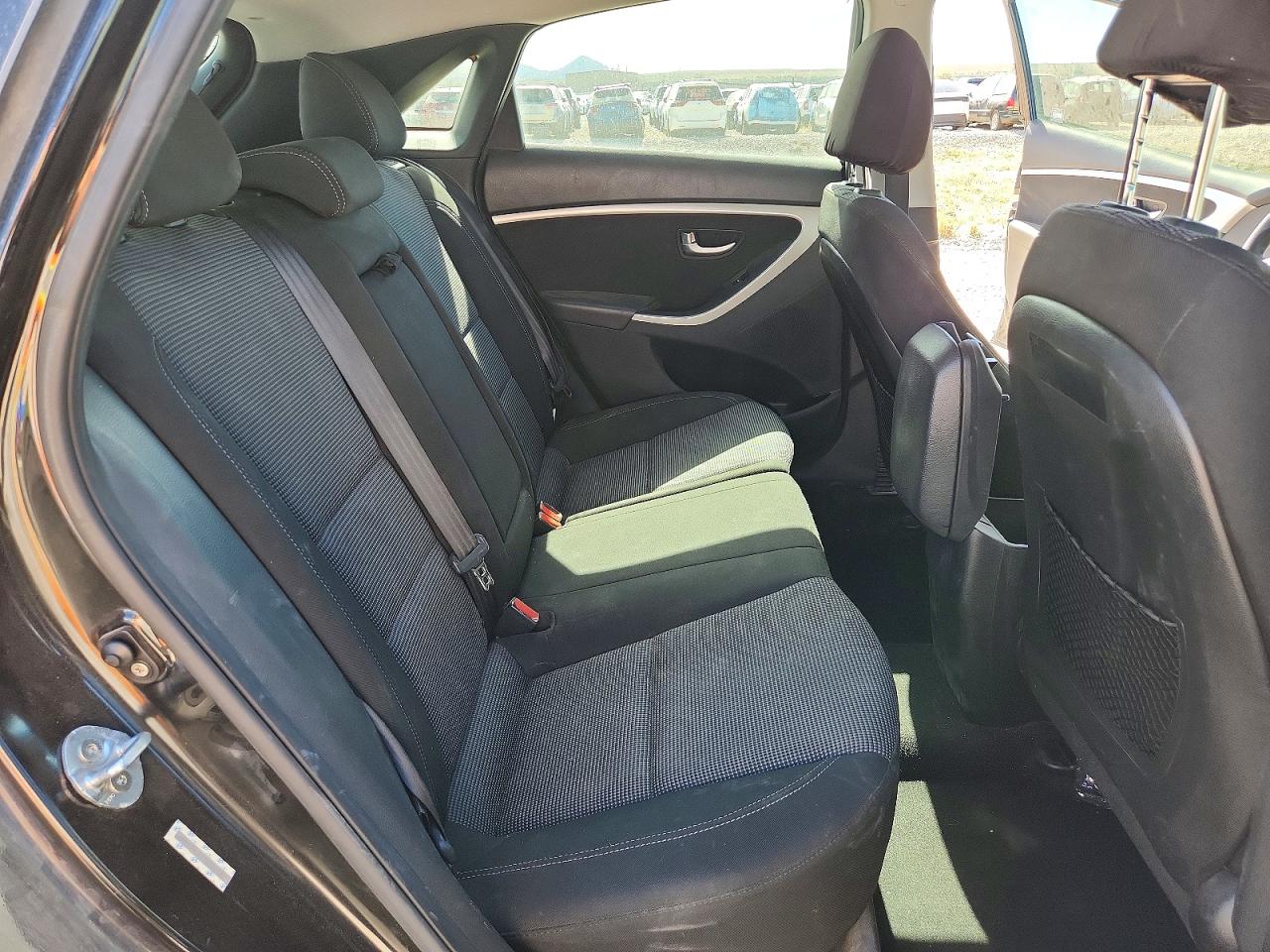 2014 HYUNDAI ELANTRA