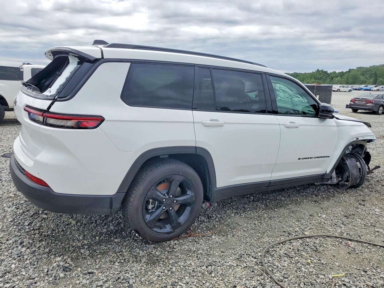 2025 JEEP CHEROKEE