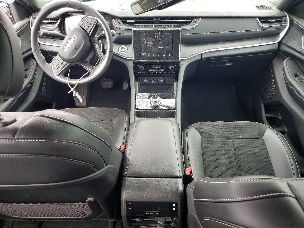 2025 JEEP CHEROKEE