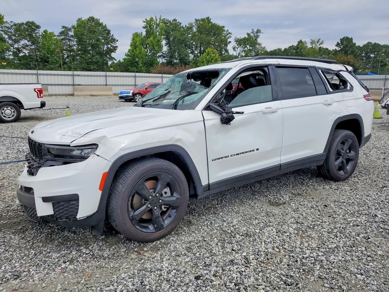 2025 JEEP CHEROKEE