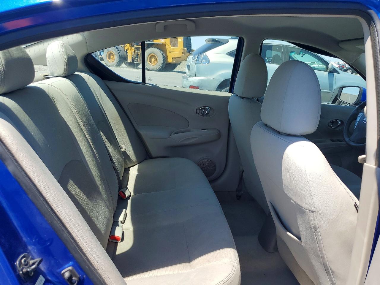 2015 NISSAN VERSA