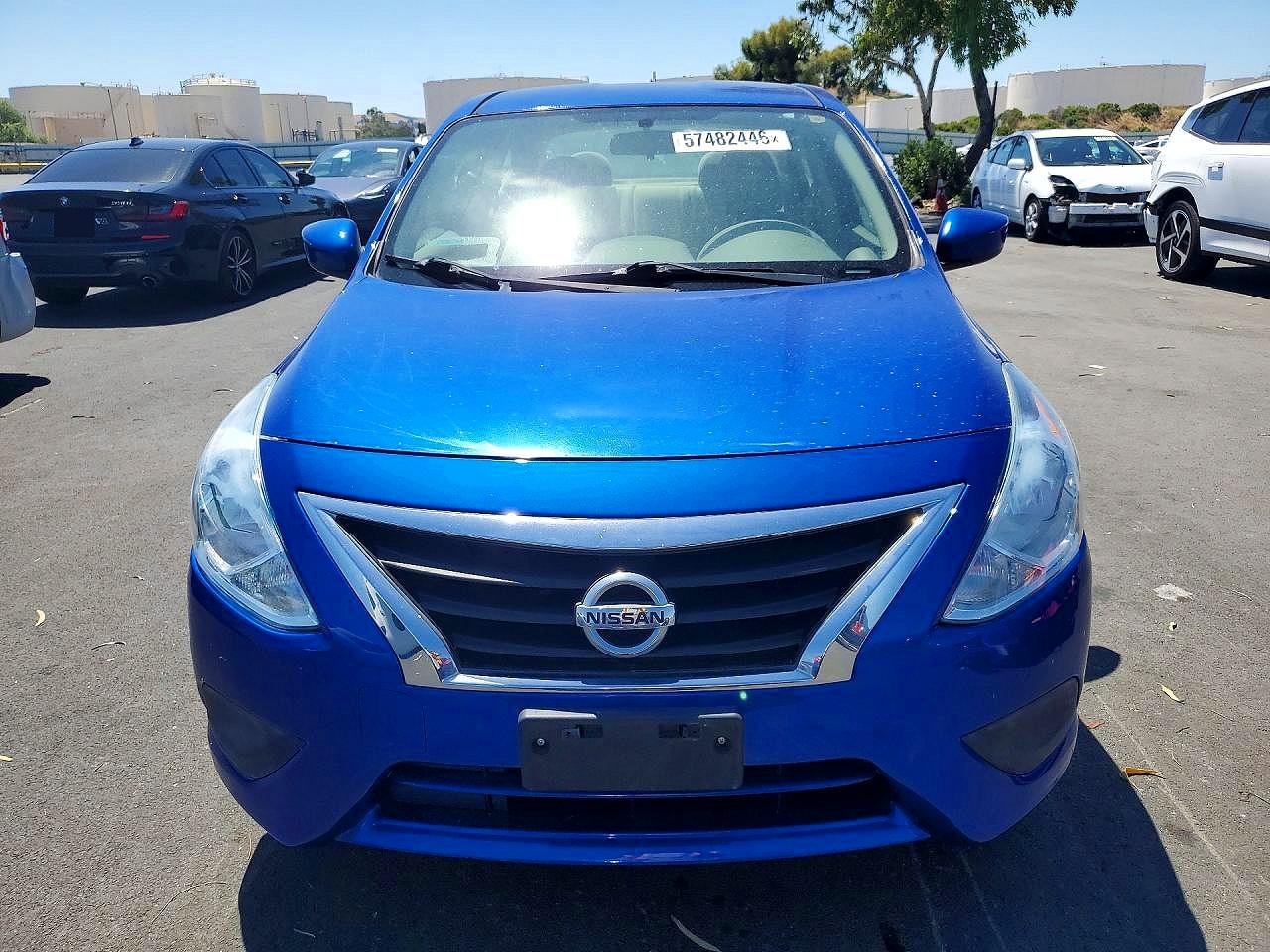 2015 NISSAN VERSA