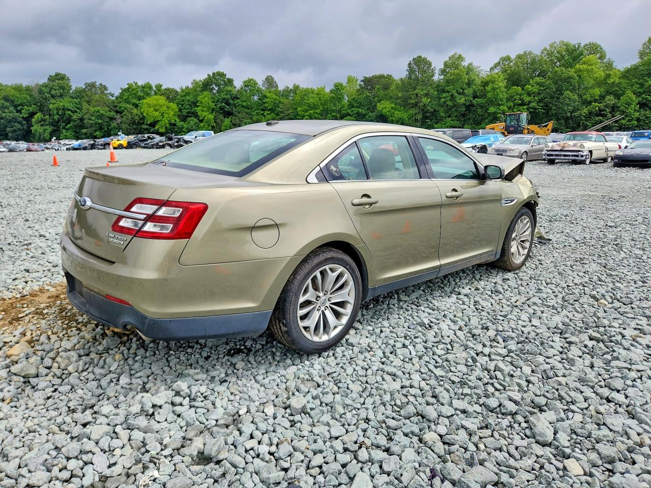 2013 FORD TAURUS