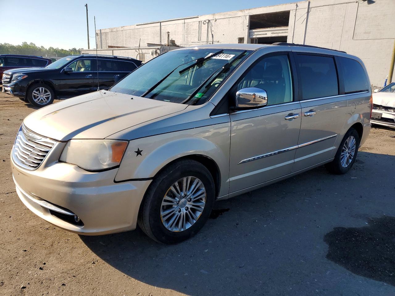 2013 CHRYSLER MINIVAN
