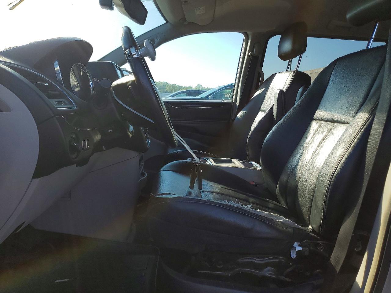 2013 CHRYSLER MINIVAN
