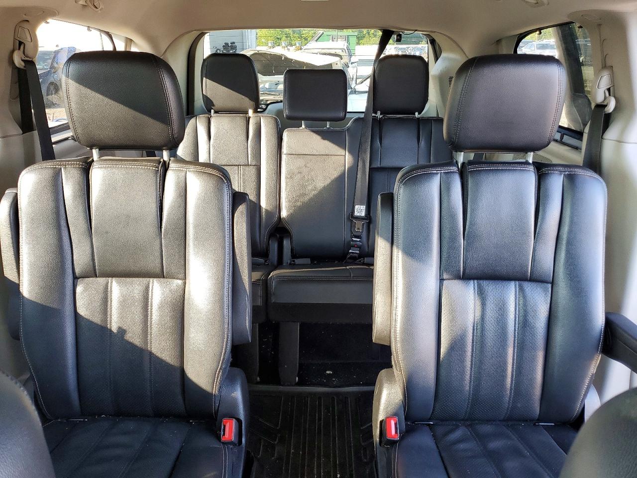 2013 CHRYSLER MINIVAN