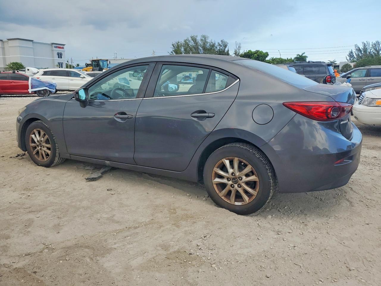 2016 MAZDA 3