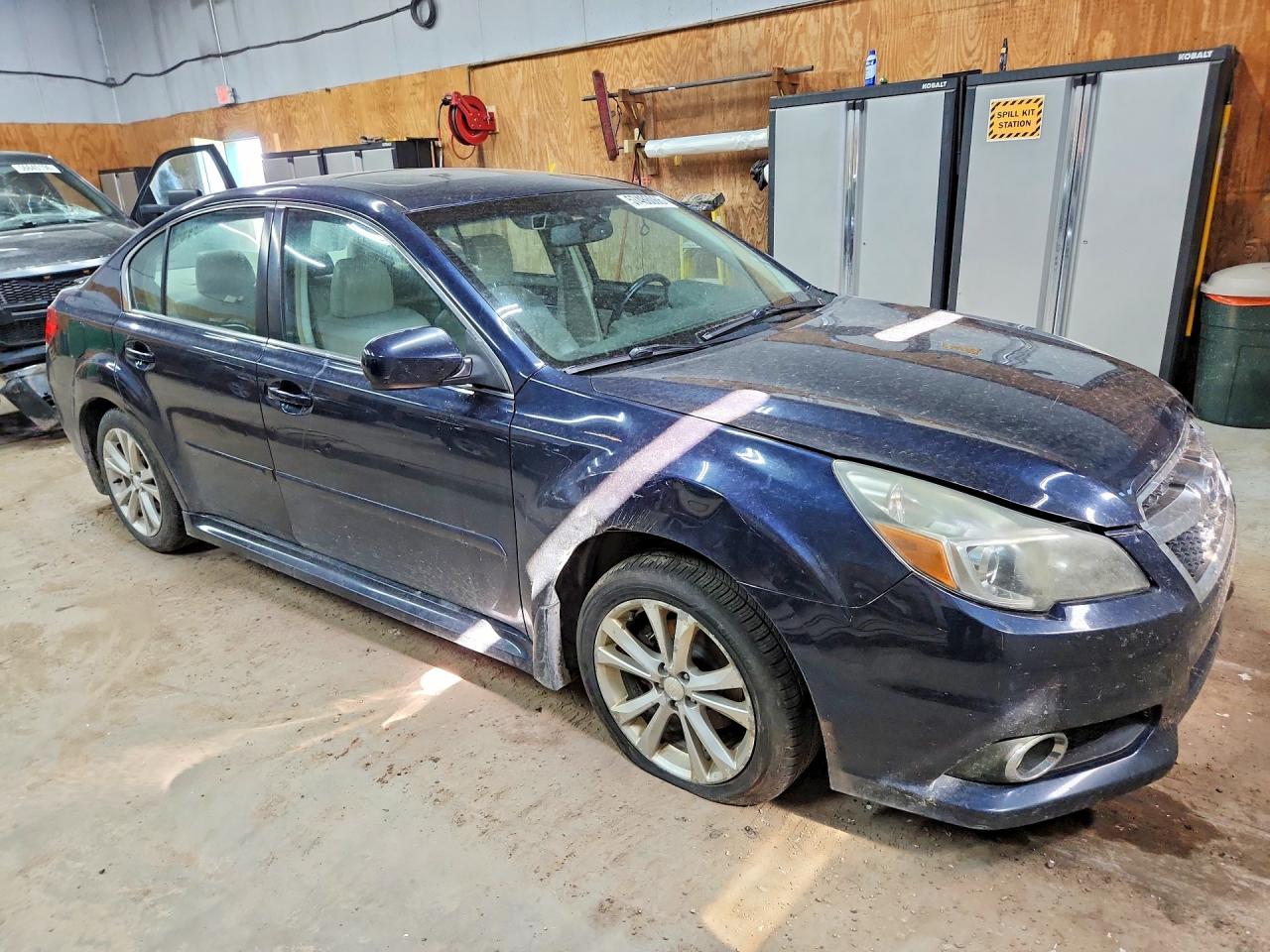 2013 SUBARU LEGACY