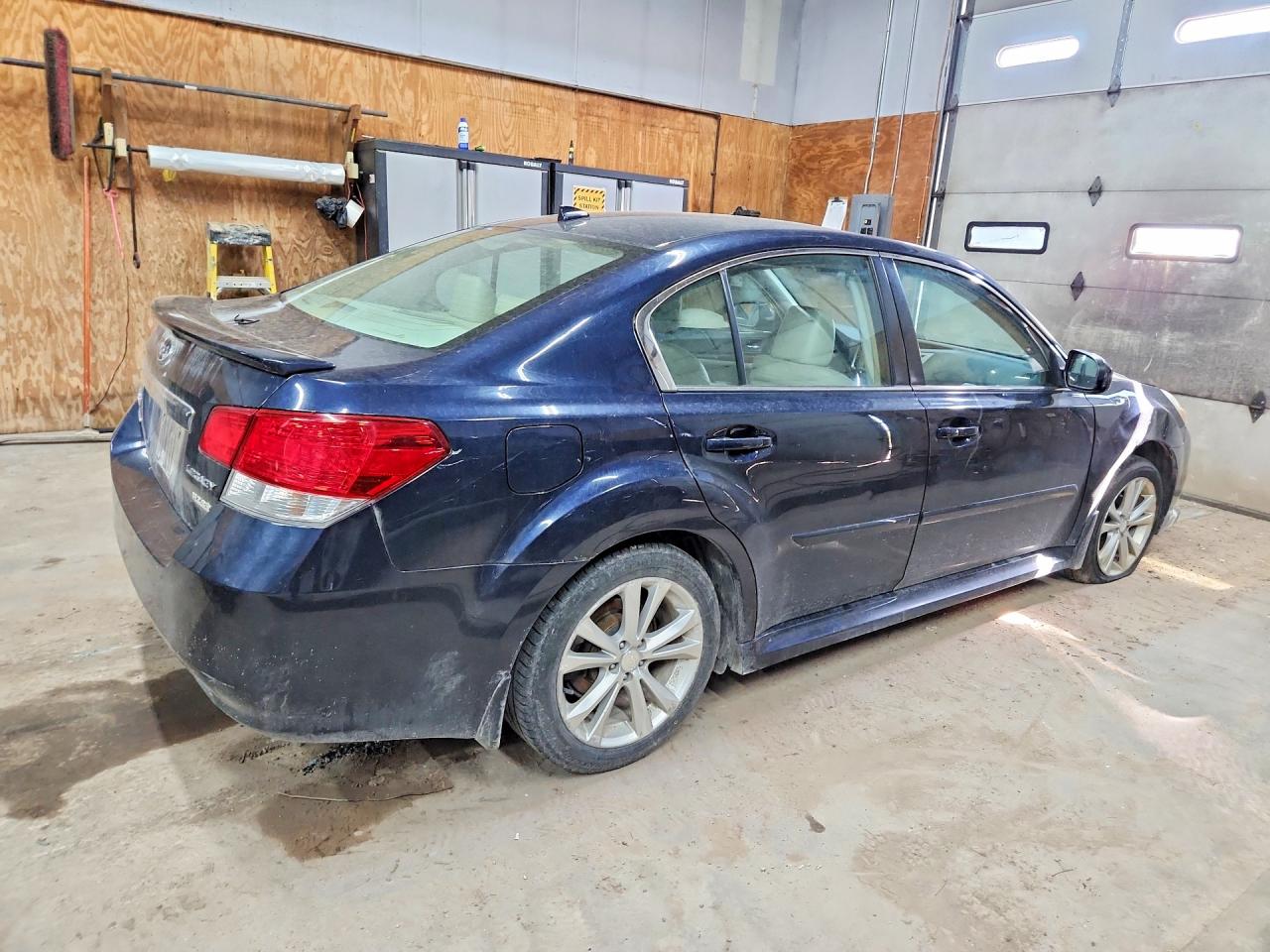 2013 SUBARU LEGACY