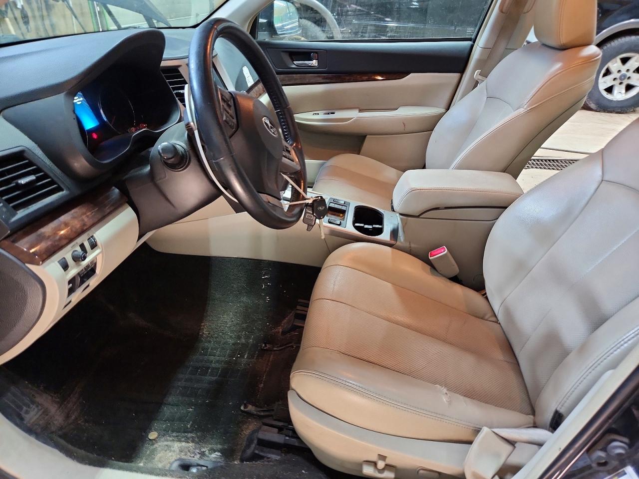 2013 SUBARU LEGACY