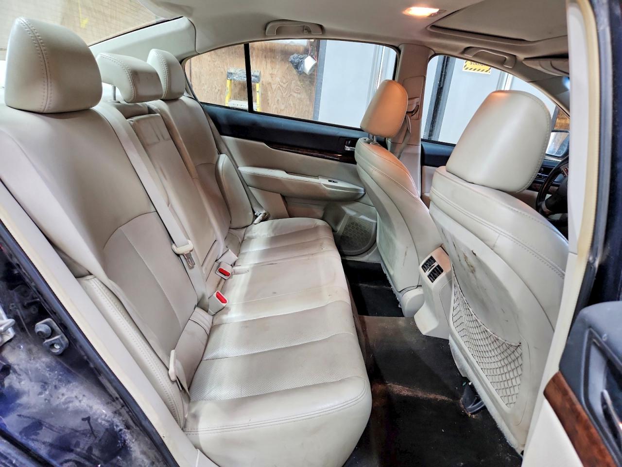 2013 SUBARU LEGACY