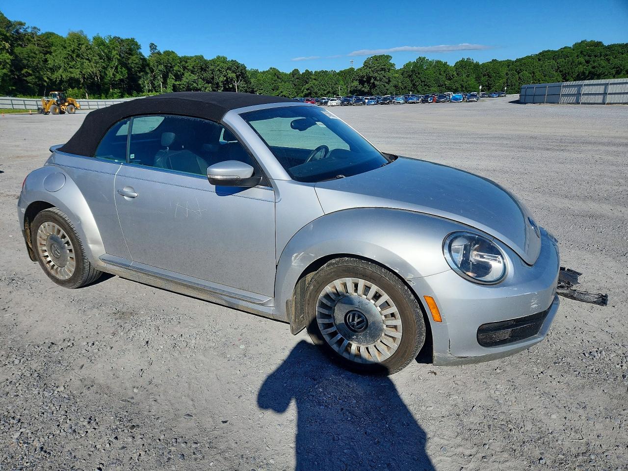 2016 VOLKSWAGEN BEETLE