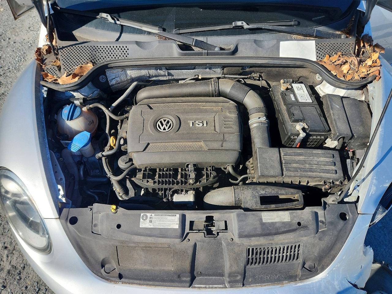 2016 VOLKSWAGEN BEETLE