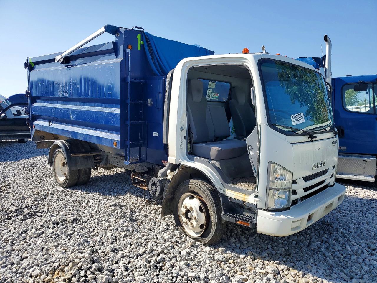 2017 ISUZU NPR
