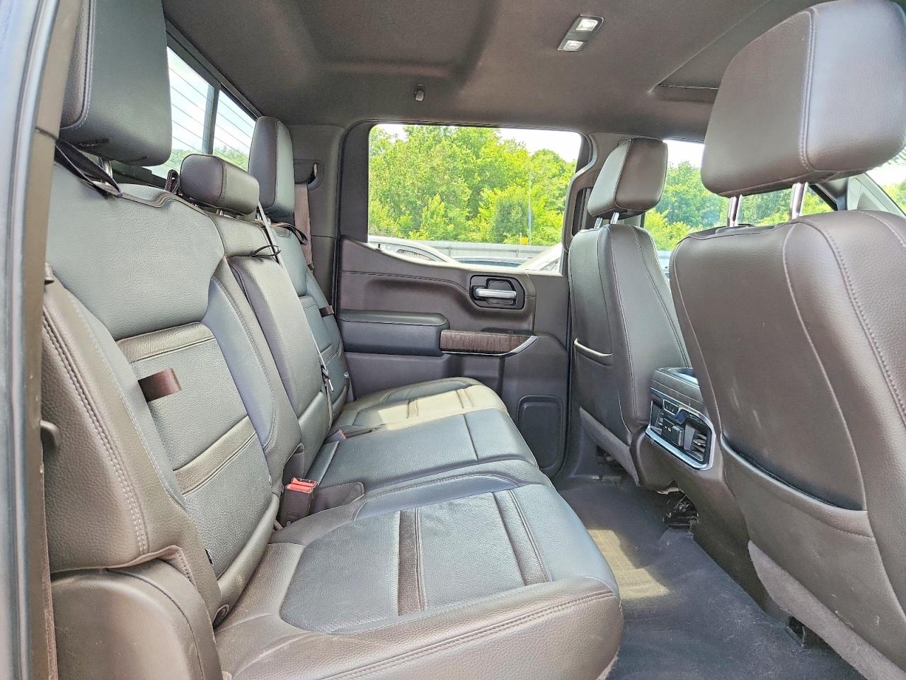 2021 GMC SIERRA