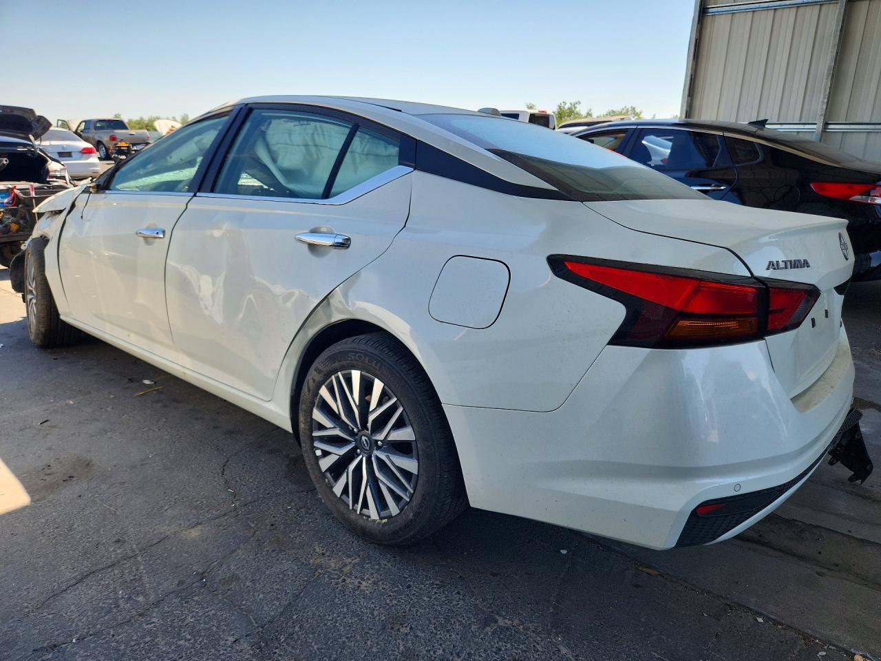 2025 NISSAN ALTIMA