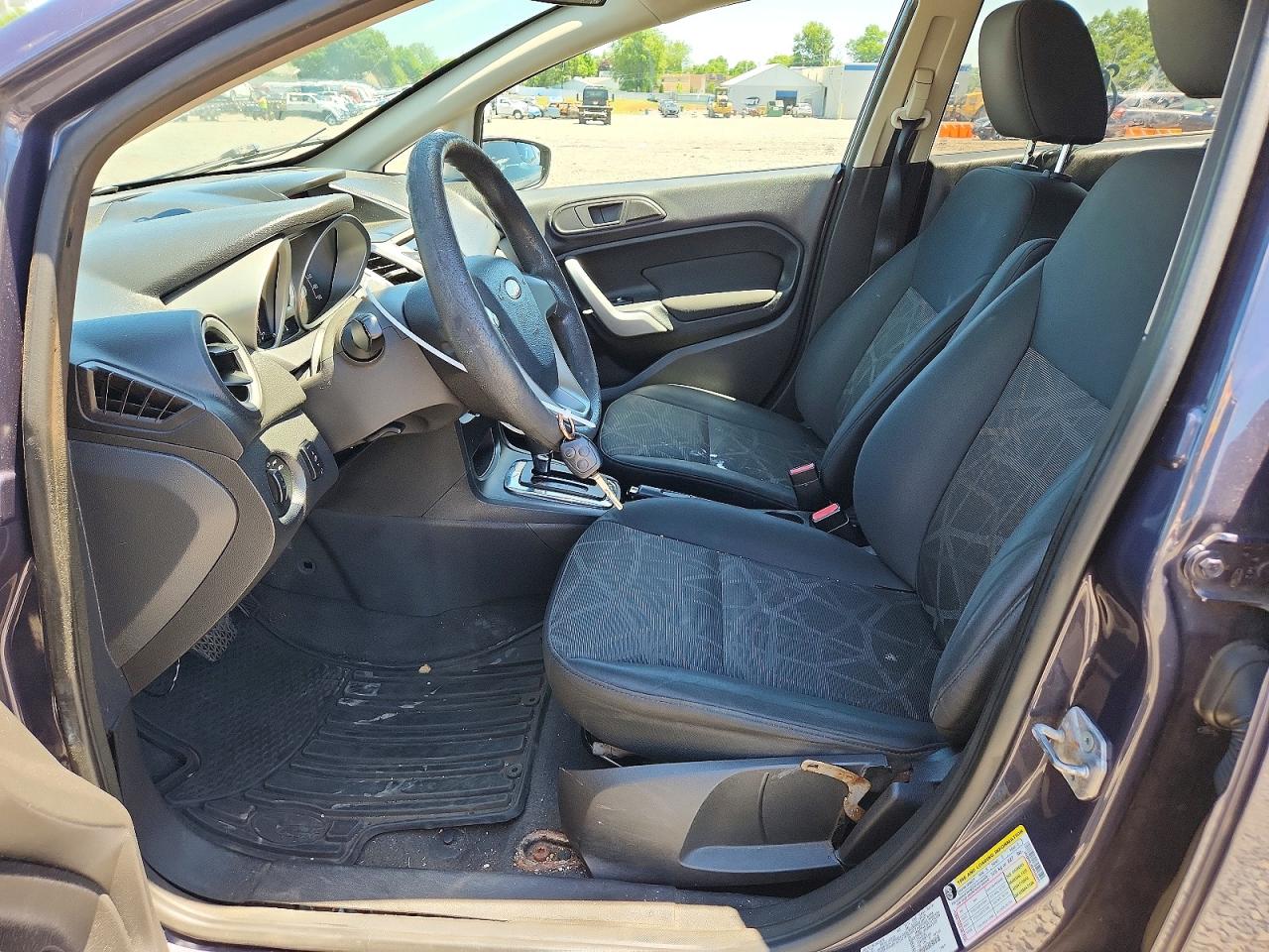 2012 FORD FIESTA